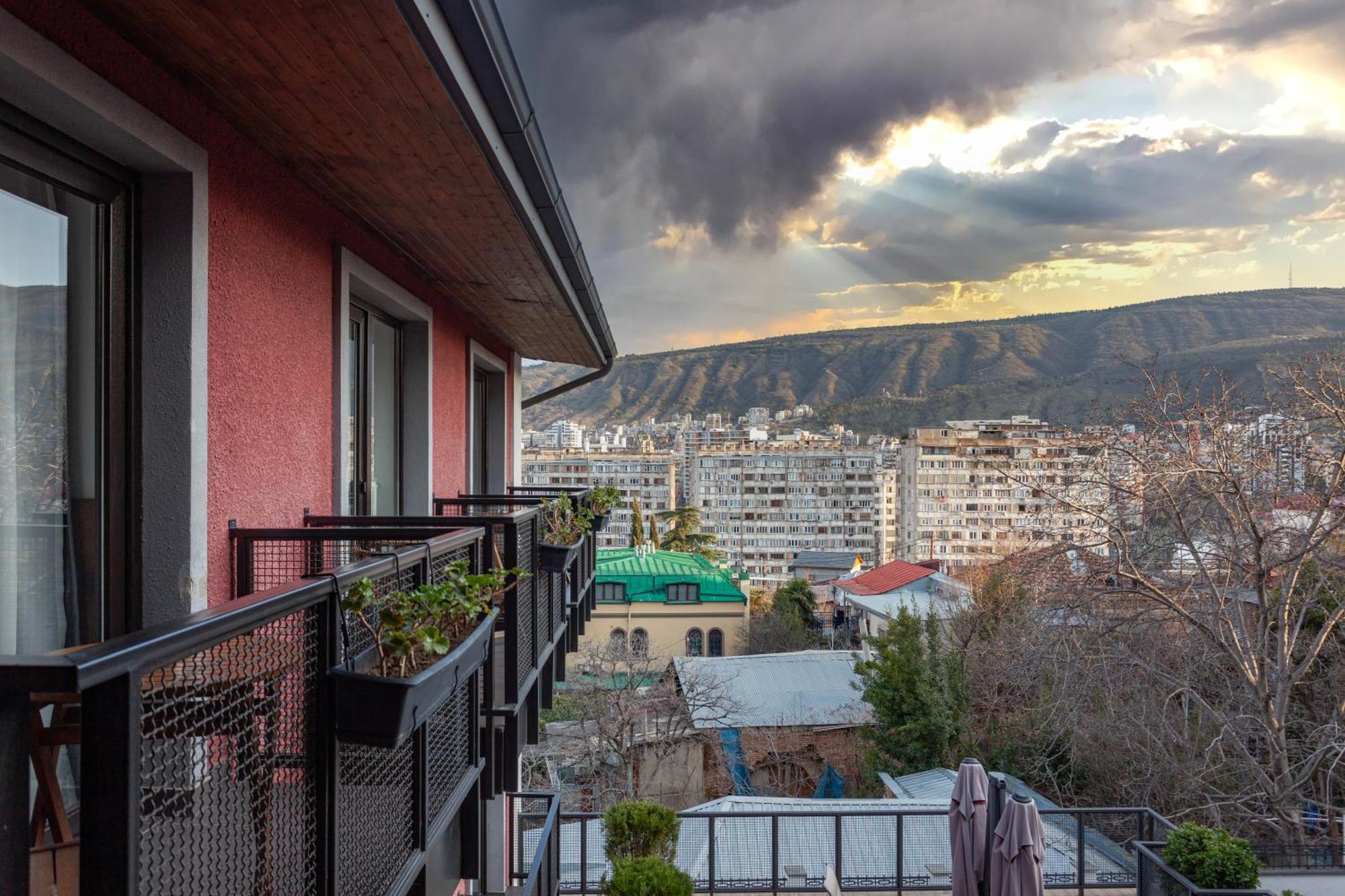 Alliance Hotel Tbiliszi Kültér fotó