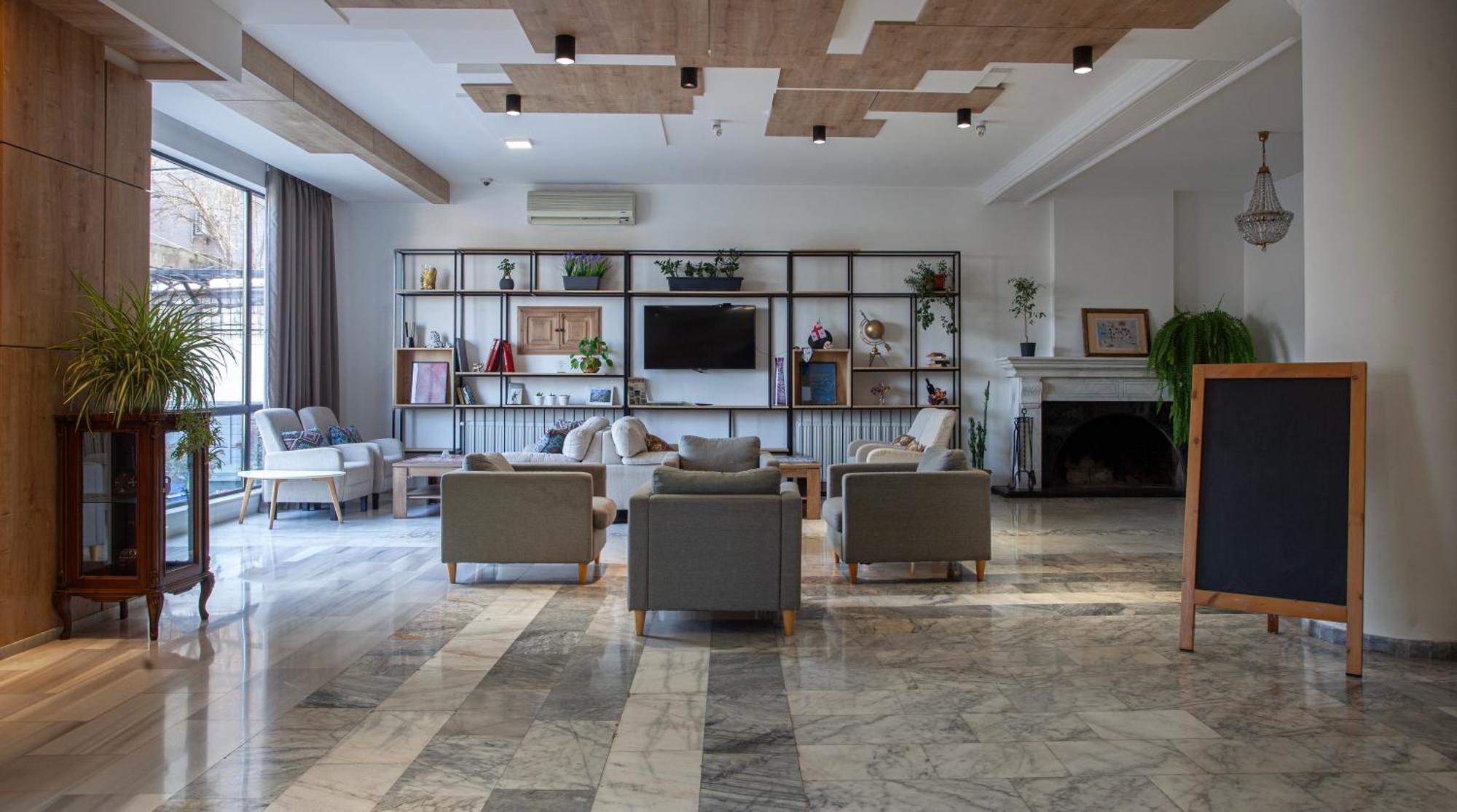 Alliance Hotel Tbiliszi Kültér fotó
